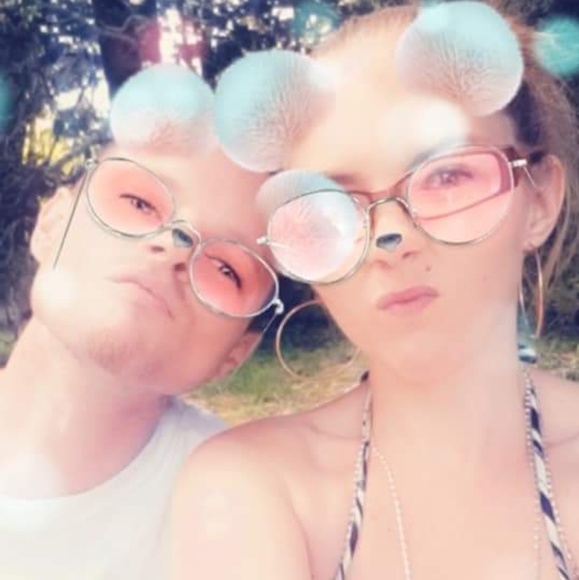 Meet your Posher, Coranne - Picture 1 of 1